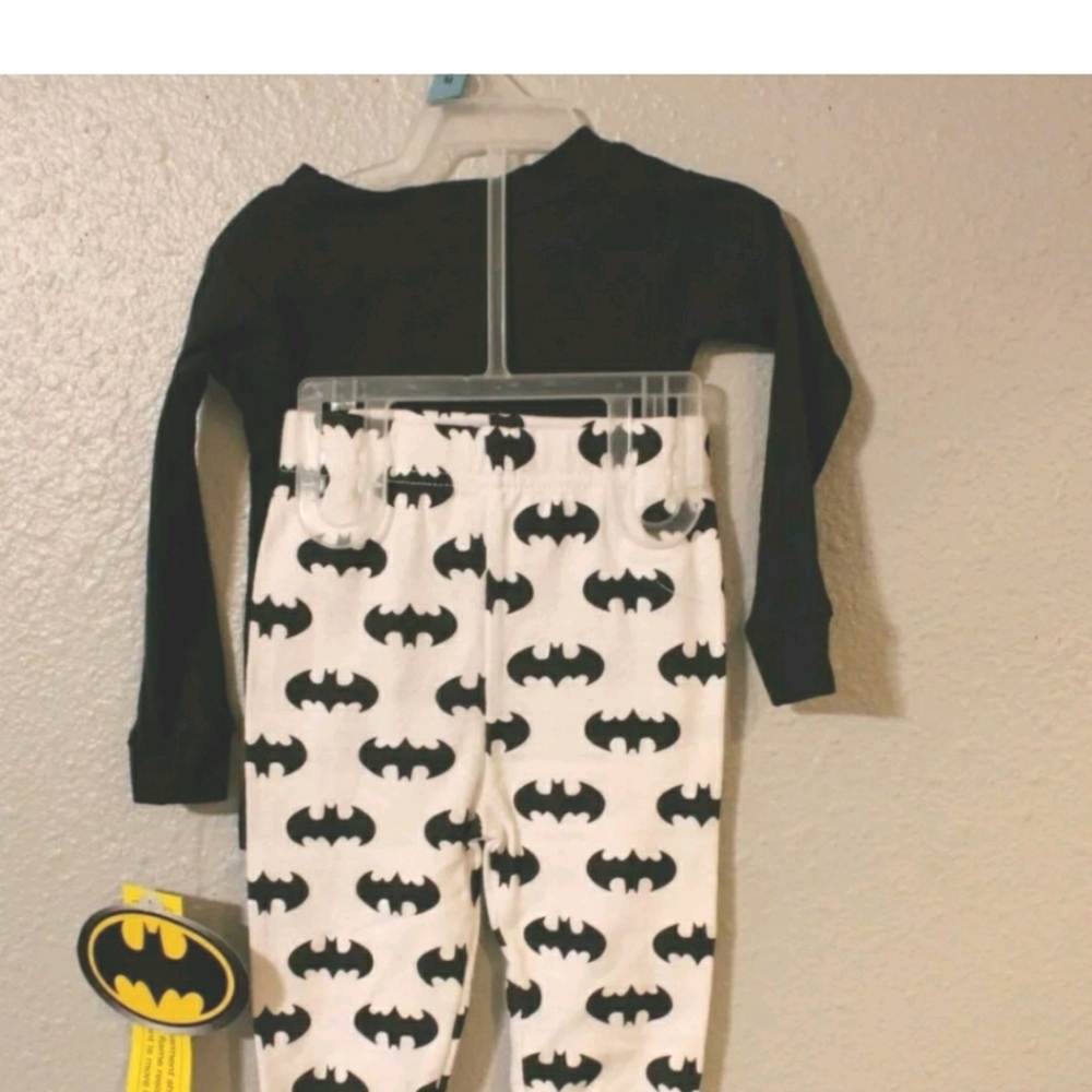 Batman pajamas boys Size 12M - Picture 3 of 3